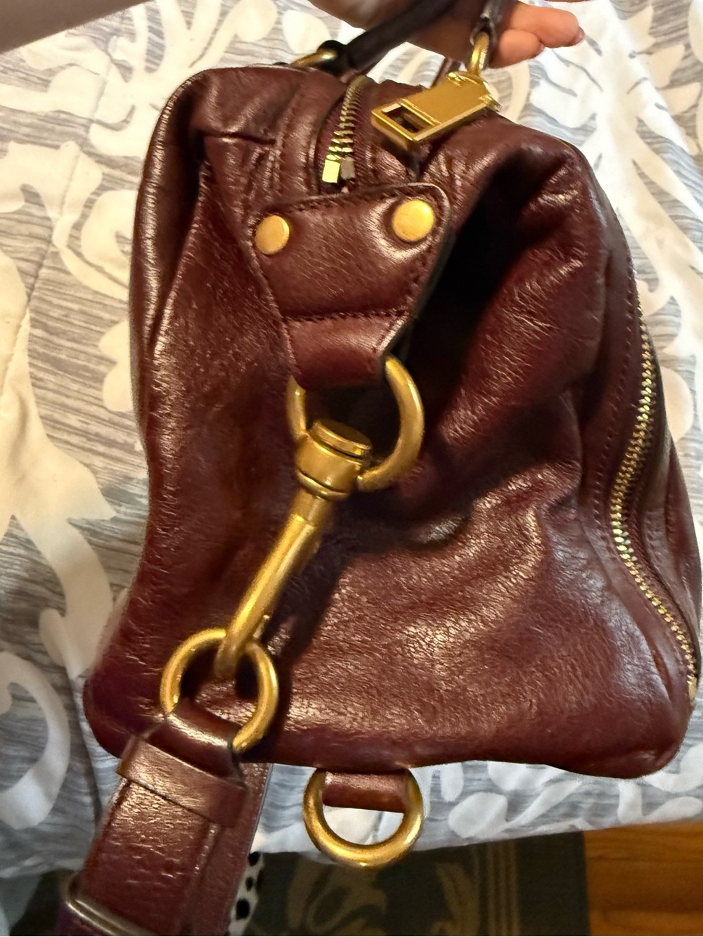 Rebecca Minkoff Burgundy Leather Bag with Gold Hardware - Picture 4 of 8